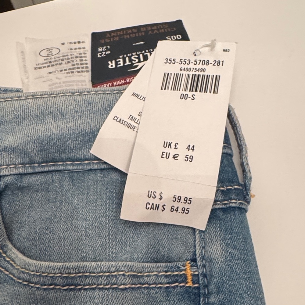 Hollister Women's Sky Blue High Rise Jeans